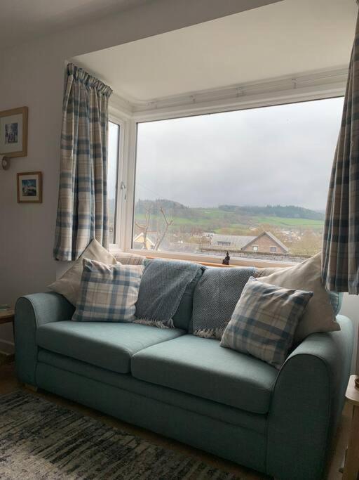 Mountain Views In The Heart Of Brecon Town Villa Exterior photo